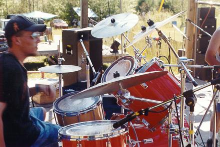 Chad live at the FREAK Show, 6/19/98.